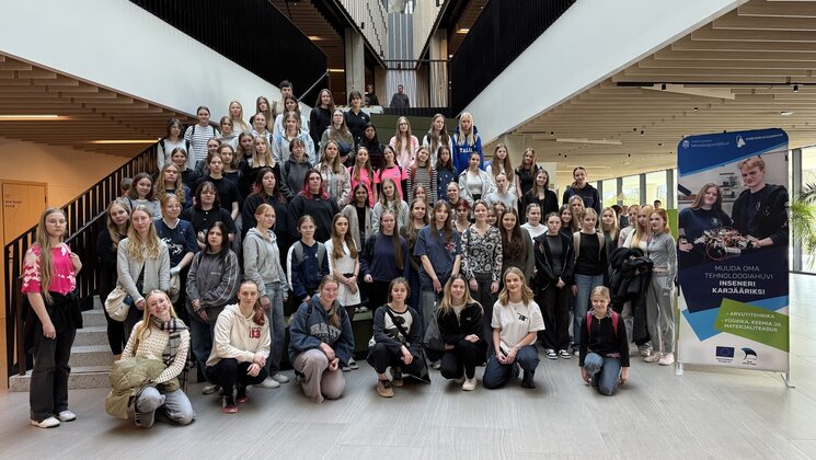 Pilt kooliõpilastest Delta keskuses.